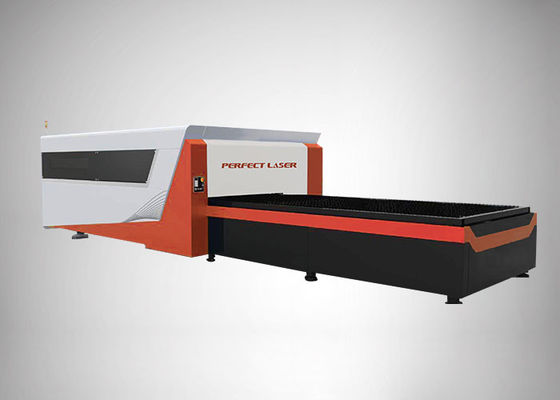 Hochgeschwindigkeits-CNC-Metallfaserlaserschneider Raycus / Max / IPG mit Austauschplattform